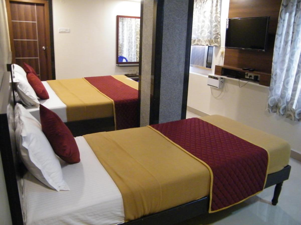 Hotel The White House Residency Chennai Exterior foto